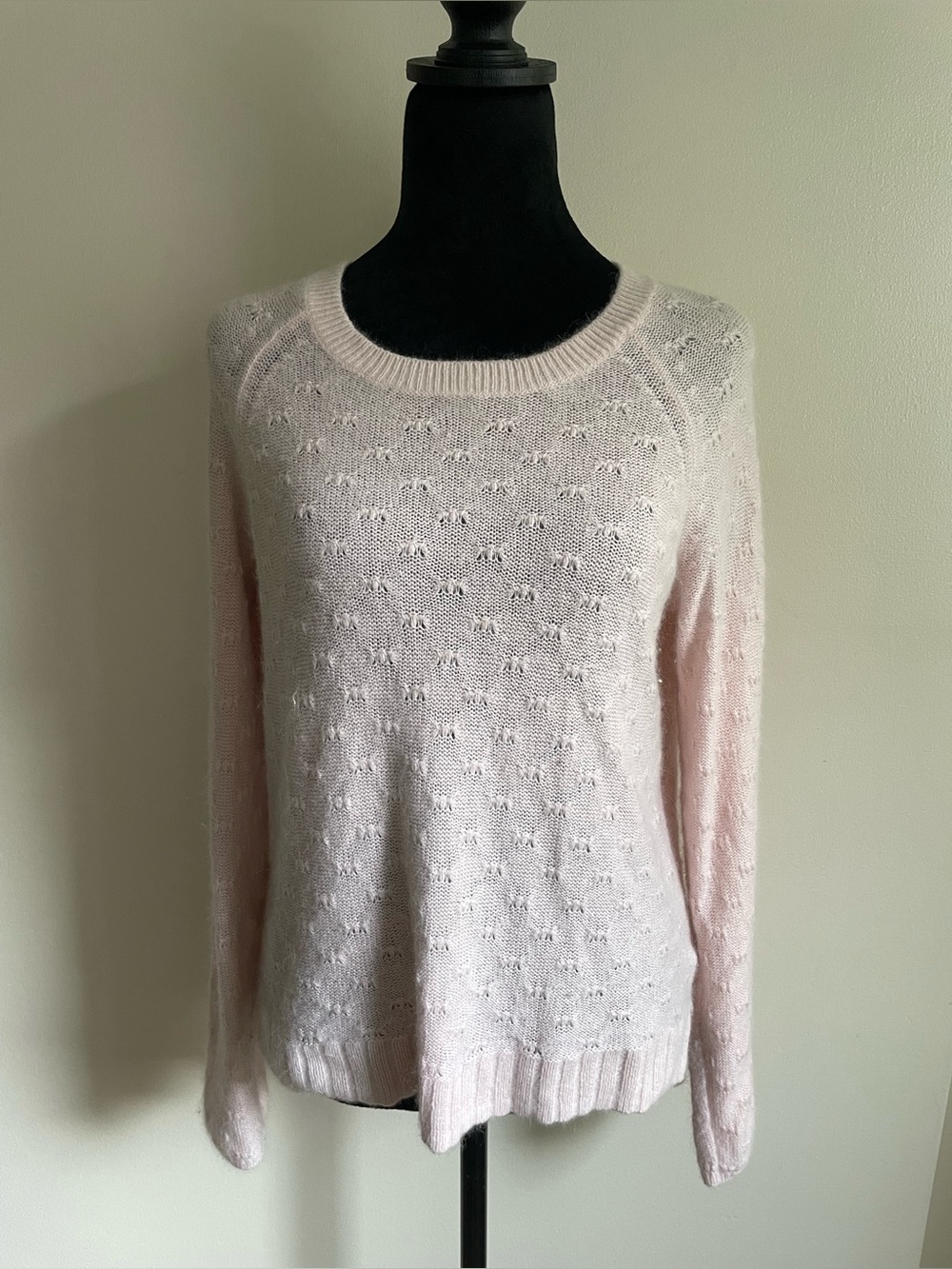 H&M Angora Blend Pink Knit Sweater Size M Textured Crew Neck